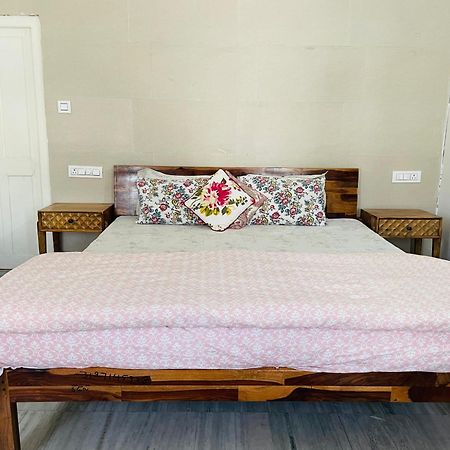 Atithya Apartment Udaipur Ngoại thất bức ảnh